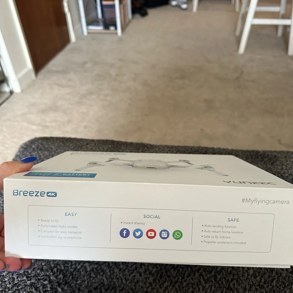 YUNEEC BREEZE 4K DRONE